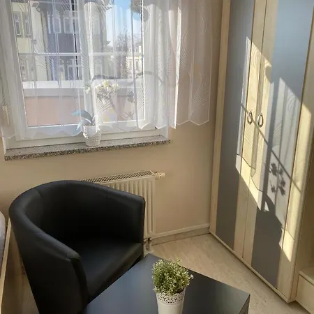 Apartments Und Zimmer Gaestehaus Matthias Dresde Extérieur photo