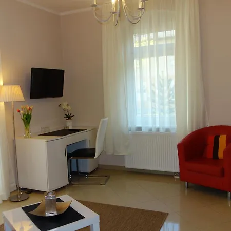Apartments Und Zimmer Gaestehaus Matthias Dresde Chambre photo