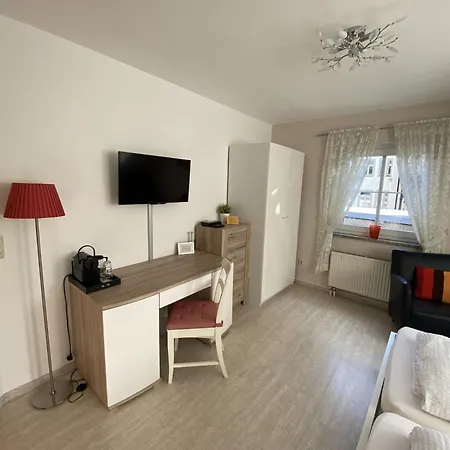Apartments Und Zimmer Gaestehaus Matthias Dresde Chambre photo