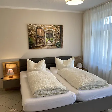 Apartments Und Zimmer Gaestehaus Matthias Dresde Chambre photo